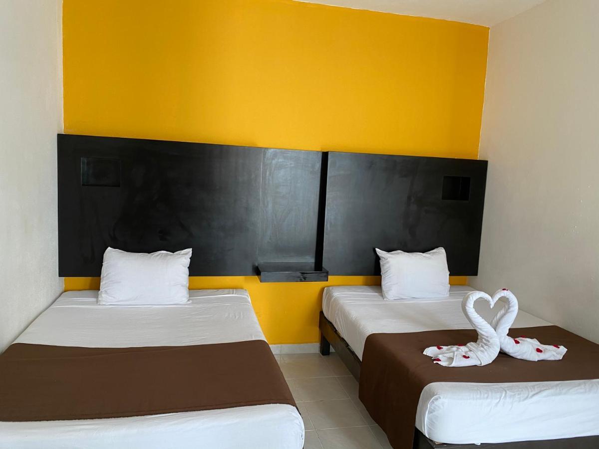 Hotel Ocean Front Boutique Playa del Carmen Esterno foto